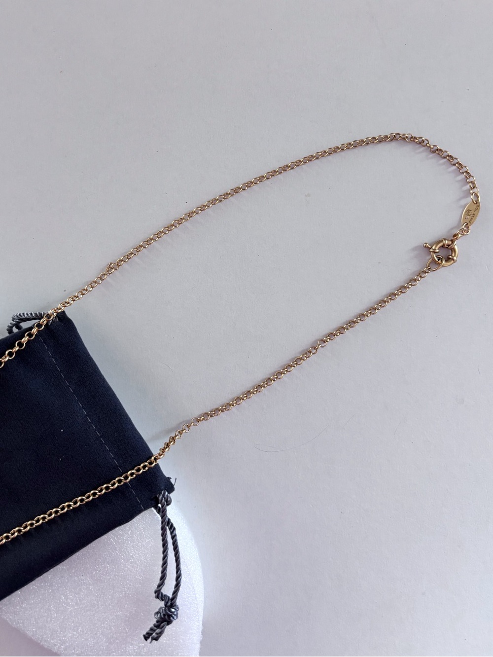 NWOT Julie Vos Gold-Tone Necklace with Mountain Blue Round Pendant - Picture 4 of 6